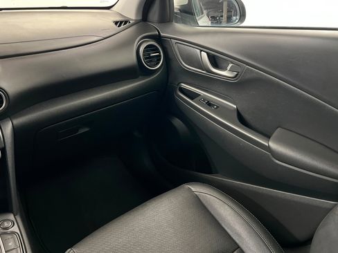 Used 2019 Hyundai Kona Limited AWD/4WD image 11