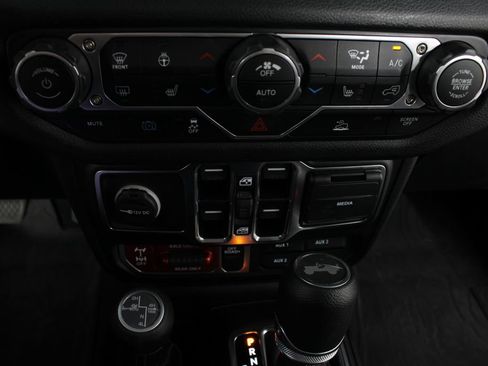 Used 2025 Jeep Wrangler Unlimited Sport S 4xe AWD/4WD image 6