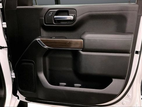 Used 2019 Chevrolet Silverado 1500 LT w/ All-Star Edition AWD/4WD image 29