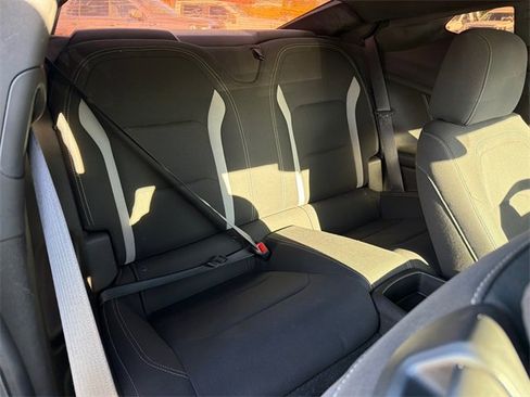 Used 2018 Chevrolet Camaro LT image 15