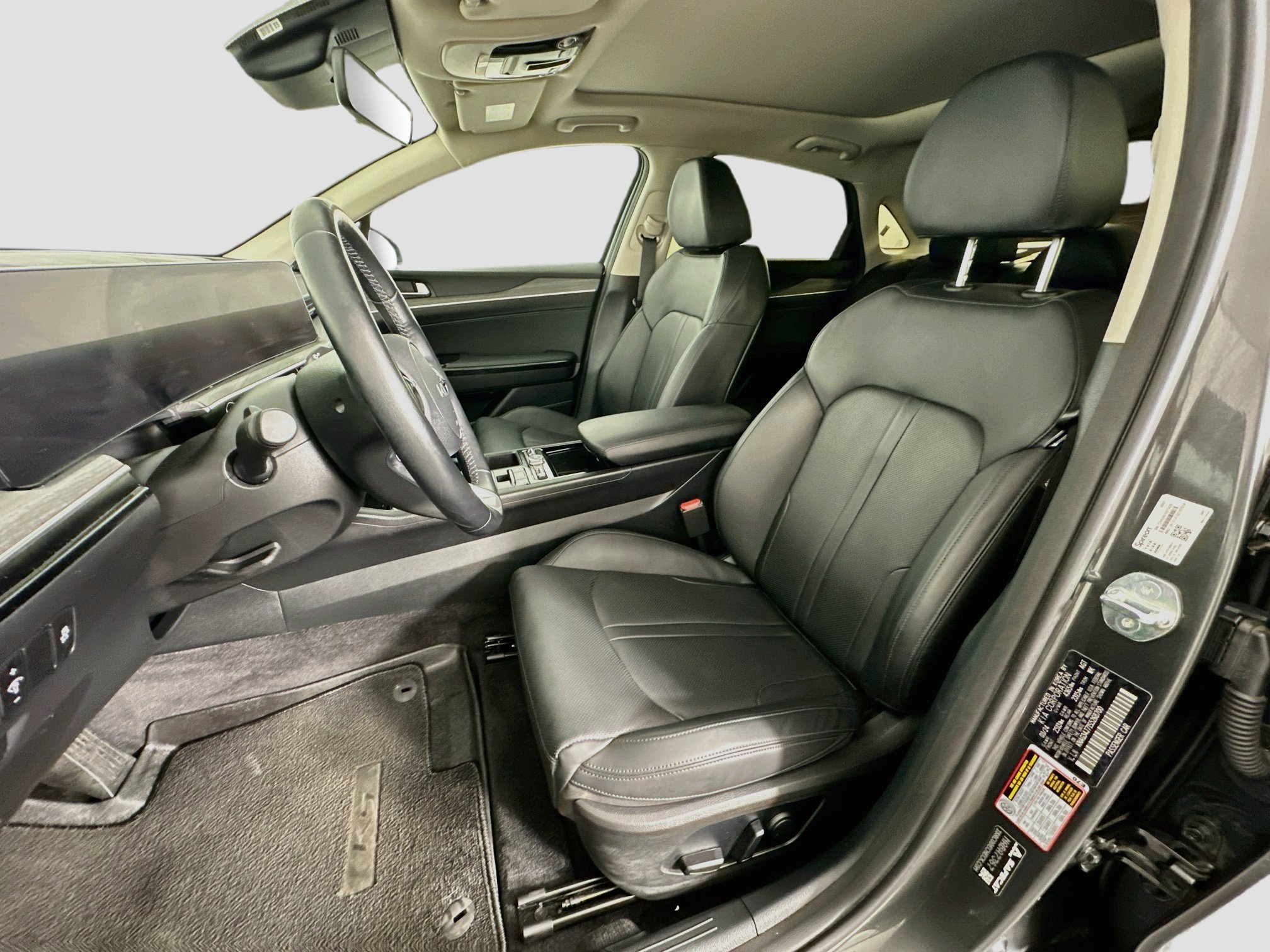 Used 2025 Kia K5 EX FWD image 13