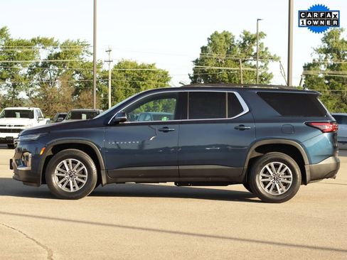 Used 2023 Chevrolet Traverse LT FWD image 4
