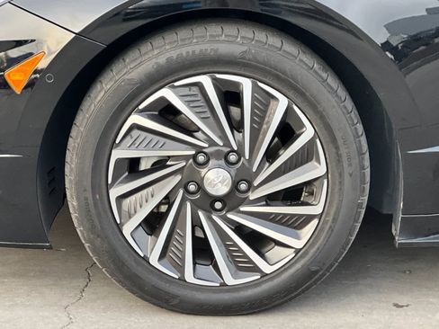 Used 2023 Hyundai Sonata Limited image 26