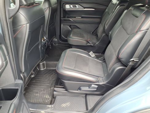 Used 2025 Ford Explorer ST AWD/4WD image 21