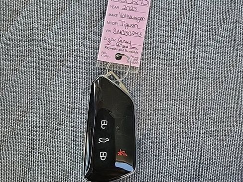 New 2025 Volkswagen Tiguan S image 25