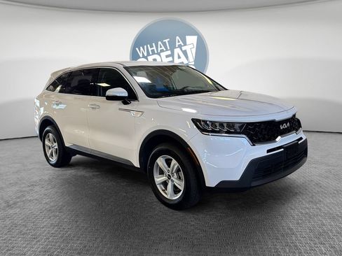 Certified 2023 Kia Sorento LX AWD/4WD image 1