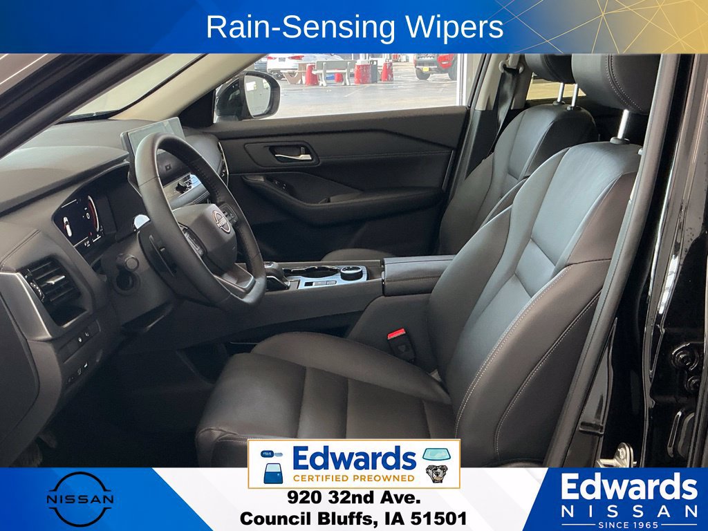 Used 2025 Nissan Rogue SL w/ Tech Package AWD/4WD image 28