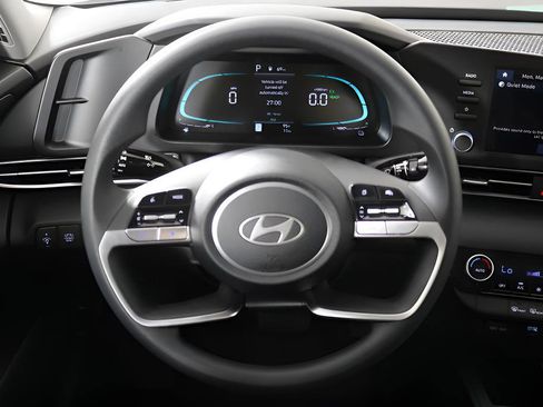 New 2025 Hyundai Elantra Blue image 26
