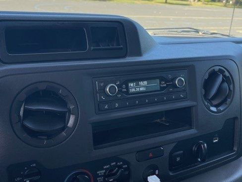 Used 2022 Ford E-350 and Econoline 350 Super Duty w/ Power Windows & Locks Group RWD image 11