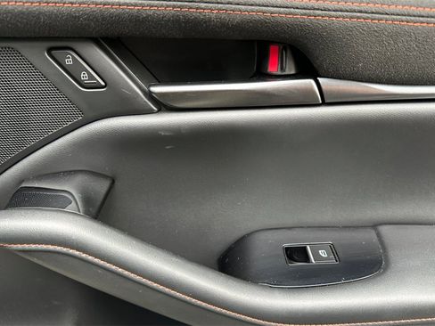 Certified 2024 MAZDA MAZDA3 s image 29