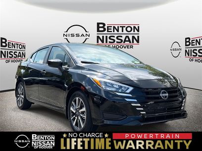 New 2025 Nissan Versa SV w/ Trunk Package