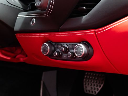 Used 2016 Ferrari 488 GTB RWD image 61