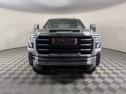 Used 2025 GMC Sierra 3500 SLT AWD/4WD image 11