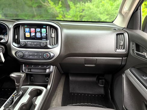 Used 2018 Chevrolet Colorado LT w/ LT Convenience Package image 28