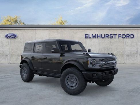 New 2025 Ford Bronco Badlands image 8