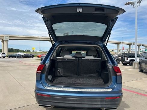 Used 2018 Volkswagen Tiguan S FWD image 11