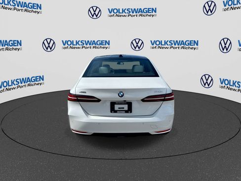 Used 2026 BMW 540i xDrive w/ Executive Package AWD/4WD image 13