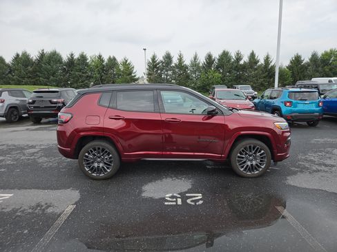 Certified 2022 Jeep Compass High Altitude AWD/4WD image 17
