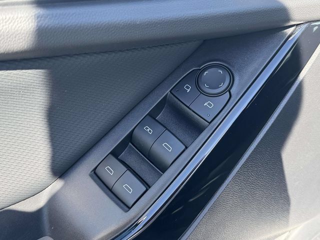 Used 2025 Chevrolet Equinox LT AWD/4WD image 18