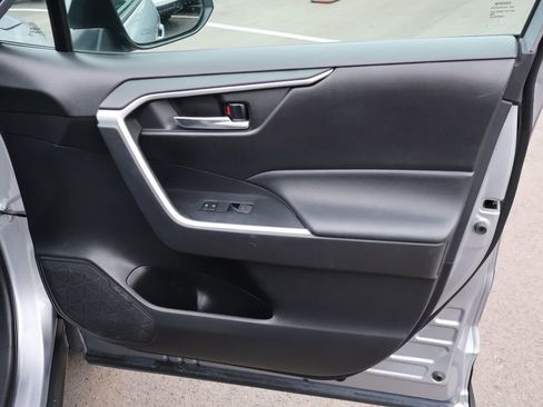 Used 2022 Toyota RAV4 XLE Premium AWD/4WD image 11