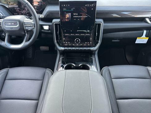 New 2026 GMC Yukon Elevation image 10