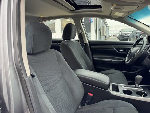 Used 2015 Nissan Altima 2.5 SV w/ Convenience Package FWD image 33