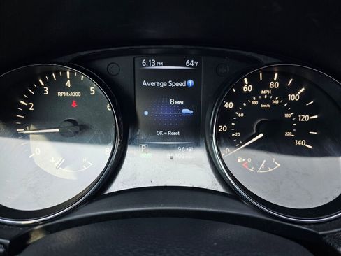 Used 2017 Nissan Rogue SV AWD/4WD image 24