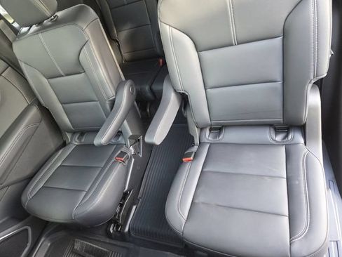 New 2026 GMC Acadia Elevation w/ Elevation Premium Package AWD/4WD image 31