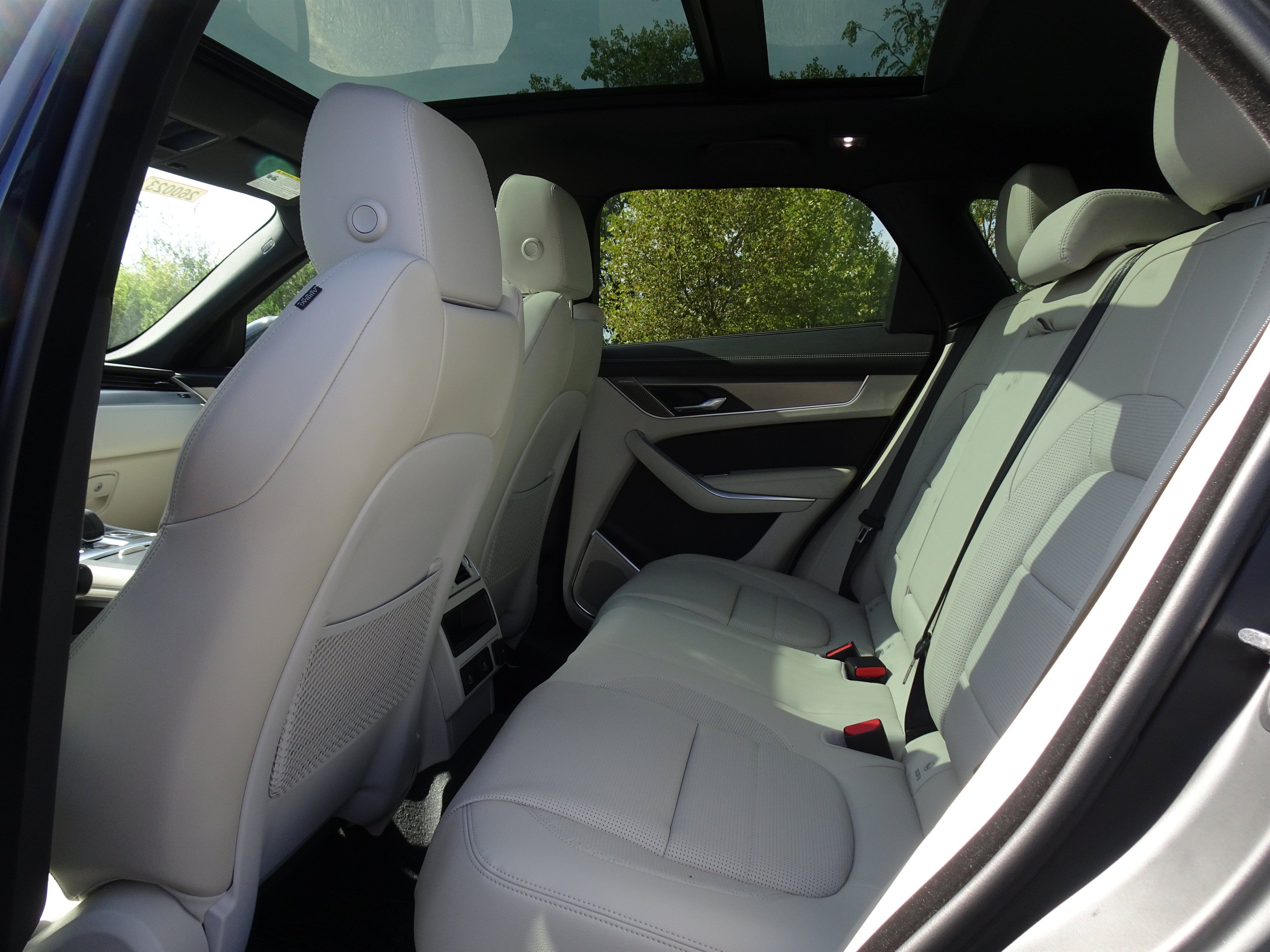 New 2026 Jaguar F-PACE R-Dynamic S AWD/4WD image 19