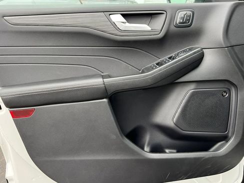 New 2026 Ford Escape Platinum w/ Premium Technology Package image 15