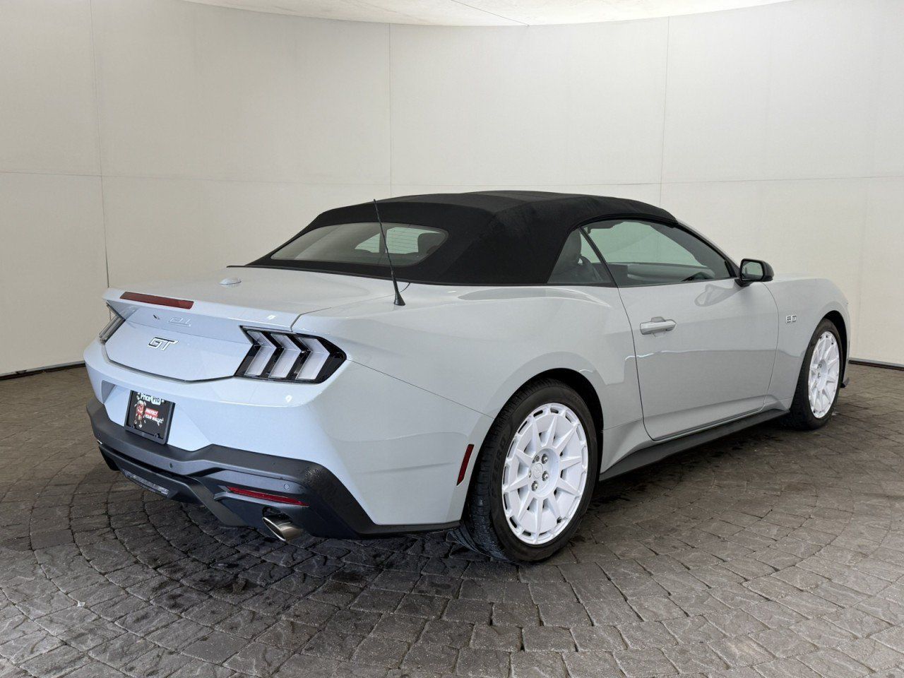 Used 2026 Ford Mustang GT Premium w/ GT Performance Package RWD image 17