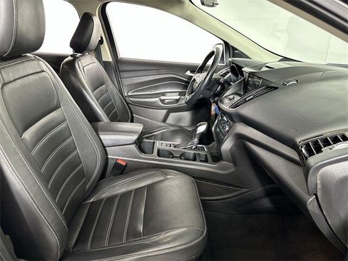 Used 2018 Ford Escape SEL image 29