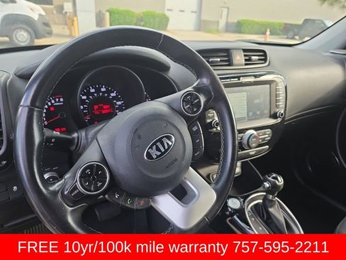 Used 2017 Kia Soul + w/ Audio Package FWD image 9