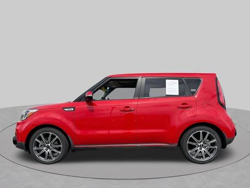 Used 2017 Kia Soul ! w/ Tech Package FWD image 6