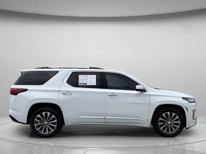 Used 2023 Chevrolet Traverse Premier