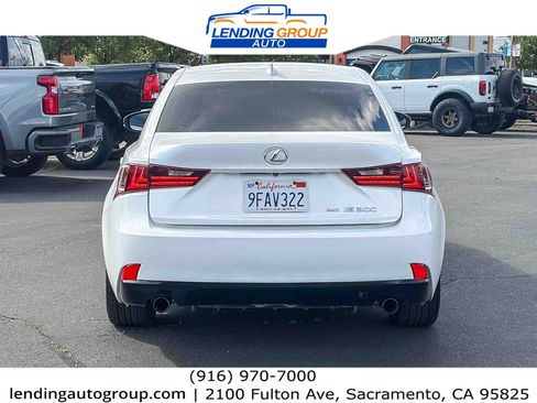 Used 2016 Lexus IS 300 AWD image 3