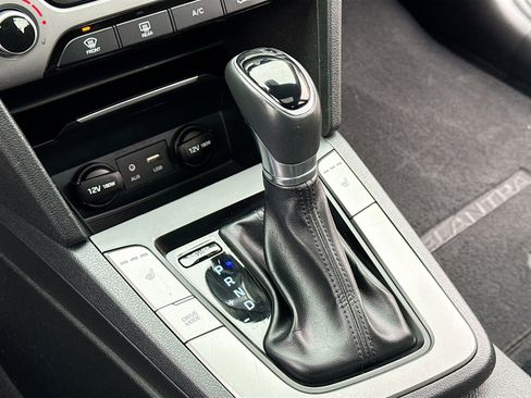 Used 2018 Hyundai Elantra Value Edition image 11