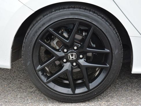 Used 2023 Honda Civic Sport image 32