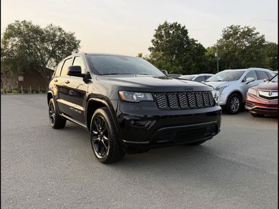 Used 2018 Jeep Grand Cherokee Altitude