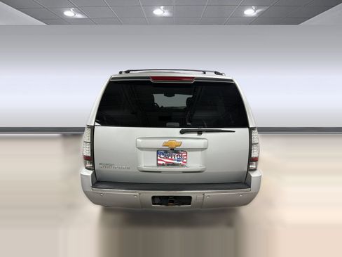 Used 2013 Chevrolet Suburban LTZ AWD/4WD image 9
