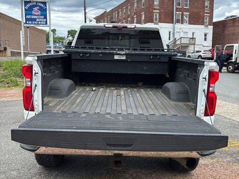 Used 2020 Chevrolet Silverado 2500 LTZ w/ LTZ Premium Package RWD image 24
