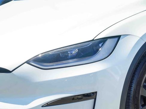 Used 2023 Tesla Model X AWD/4WD image 8