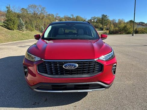 New 2026 Ford Escape PHEV image 7