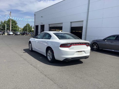 Used 2023 Dodge Charger SXT RWD image 4
