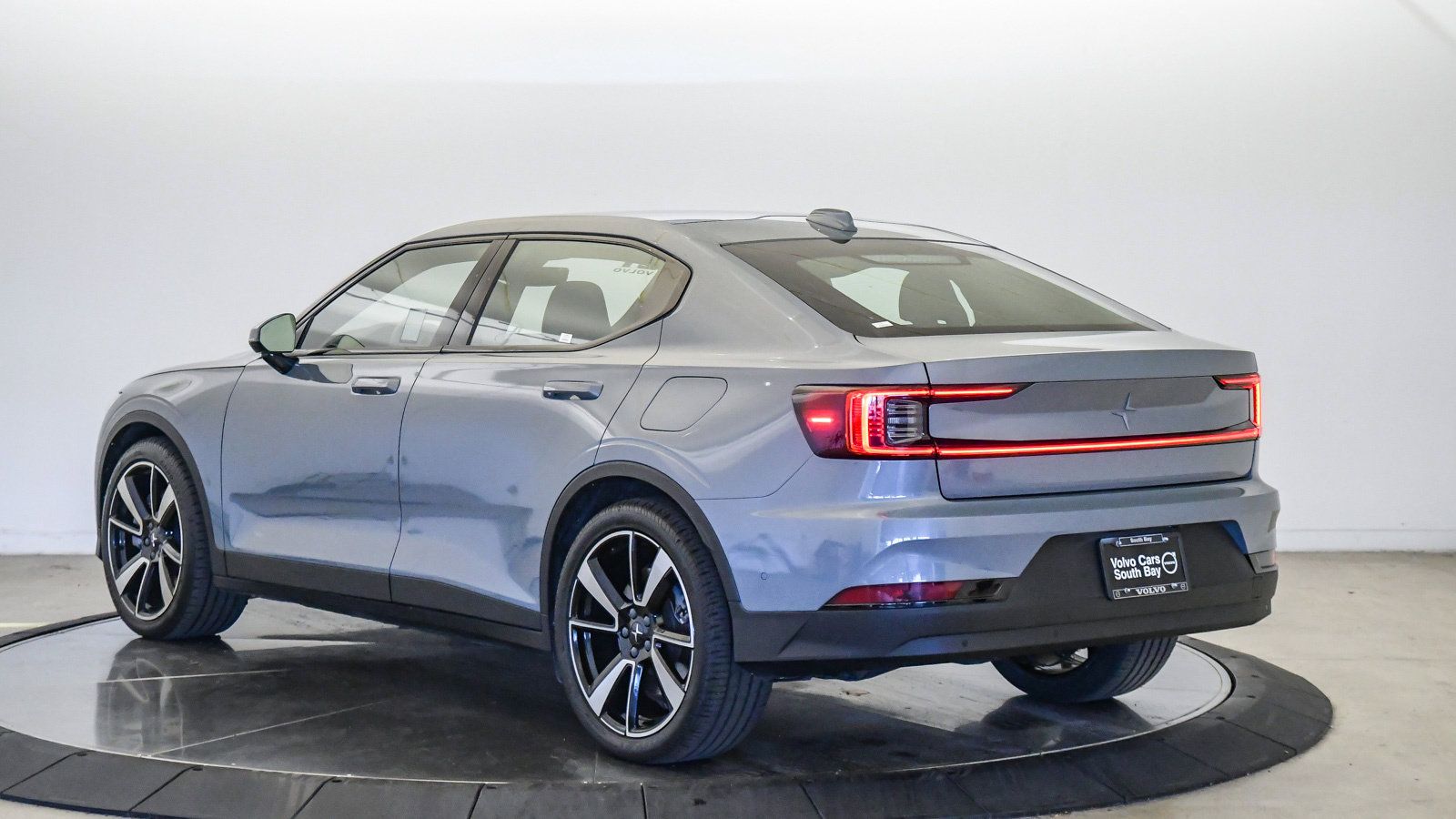 Used 2021 Polestar Polestar 2 AWD/4WD image 2