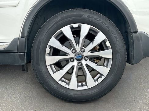 Used 2018 Subaru Outback 2.5i Touring w/ Popular Package #3 image 31