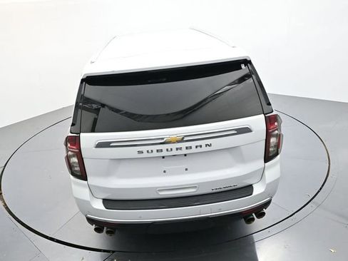 Used 2023 Chevrolet Suburban Premier image 39