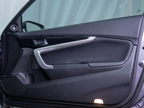 Used 2015 Honda Accord EX-L image 9
