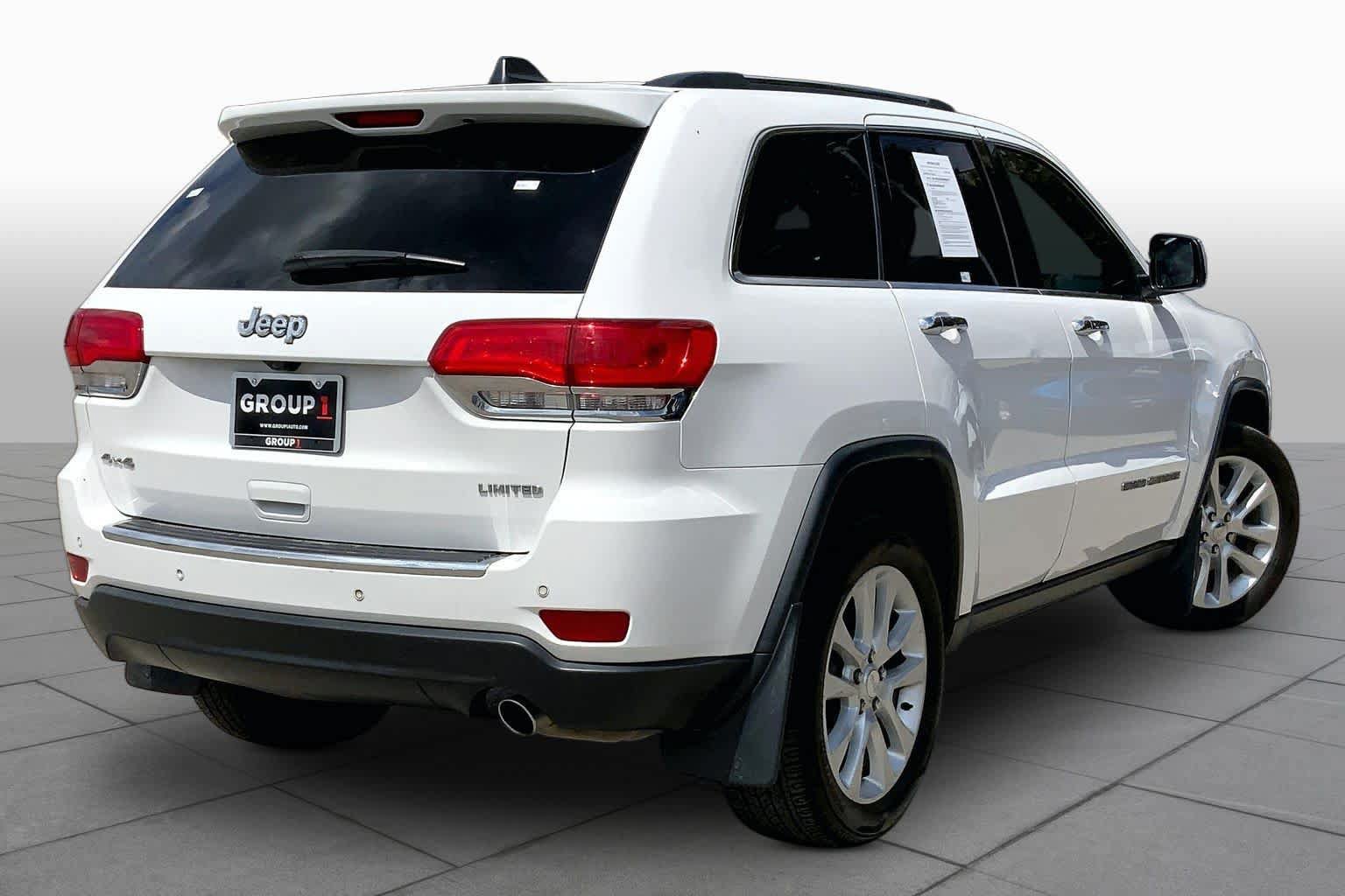Used 2017 Jeep Grand Cherokee Limited AWD/4WD image 13