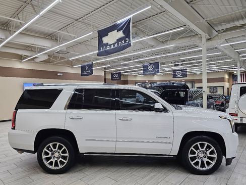 Used 2017 GMC Yukon Denali w/ Open Road Package image 6